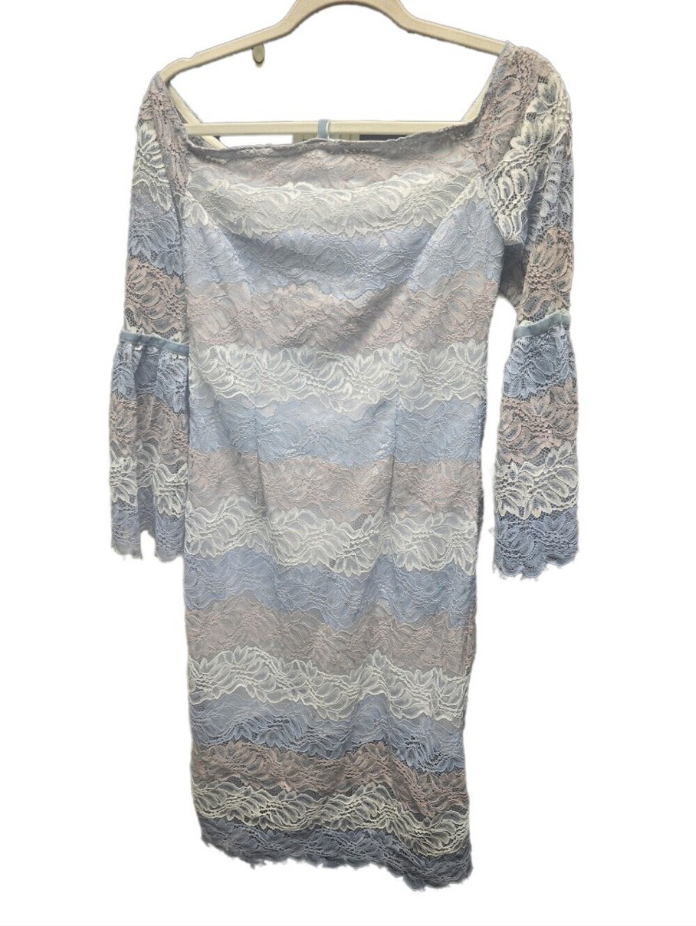 Alexia Admor Lace Off-Shoulder Midi Dress w/ Bell Sleeves Sz. 10
